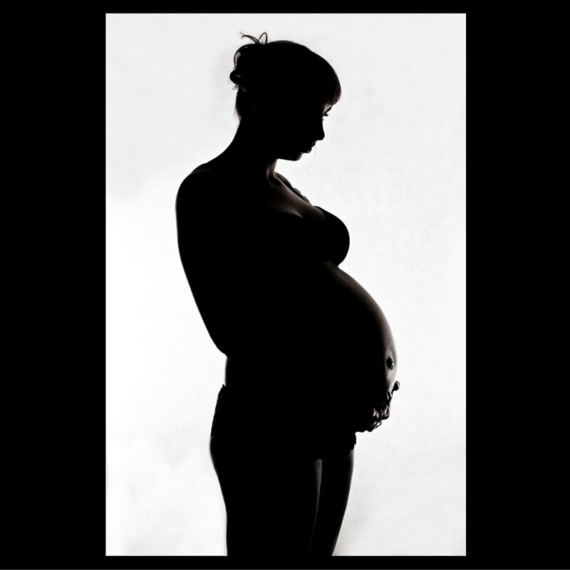zdjęcie cień kobiety w ciąży trzy tematy po ciąży o których nie mówią lekarze